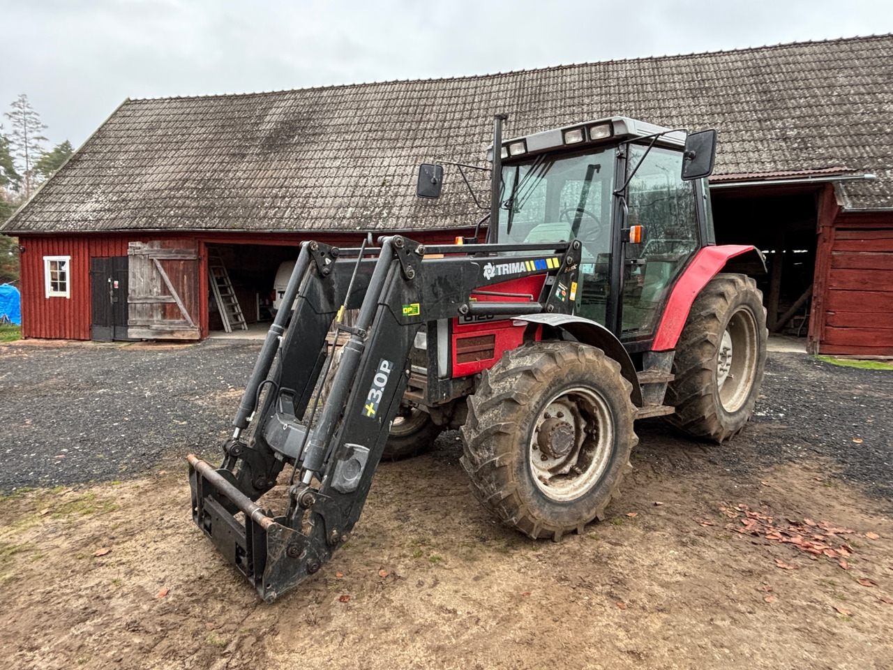 Massey Ferguson 6120 - Traktor: obrázok 1 Massey Ferguson 6120 - Traktor: obrázok 1
