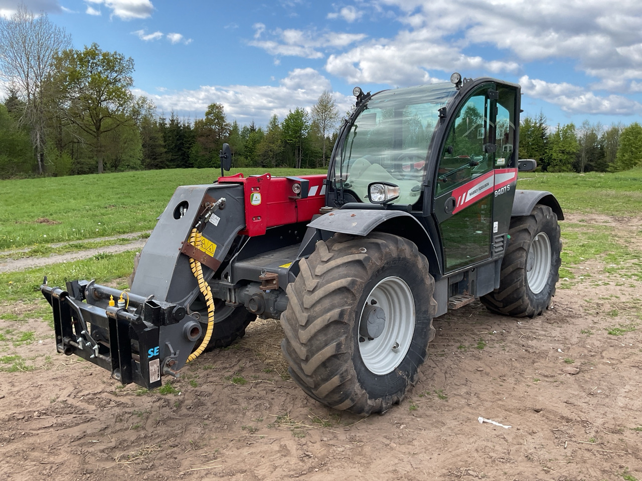 Massey Ferguson 9407 S - Teleskopický nakladač: obrázok 1 Massey Ferguson 9407 S - Teleskopický nakladač: obrázok 1
