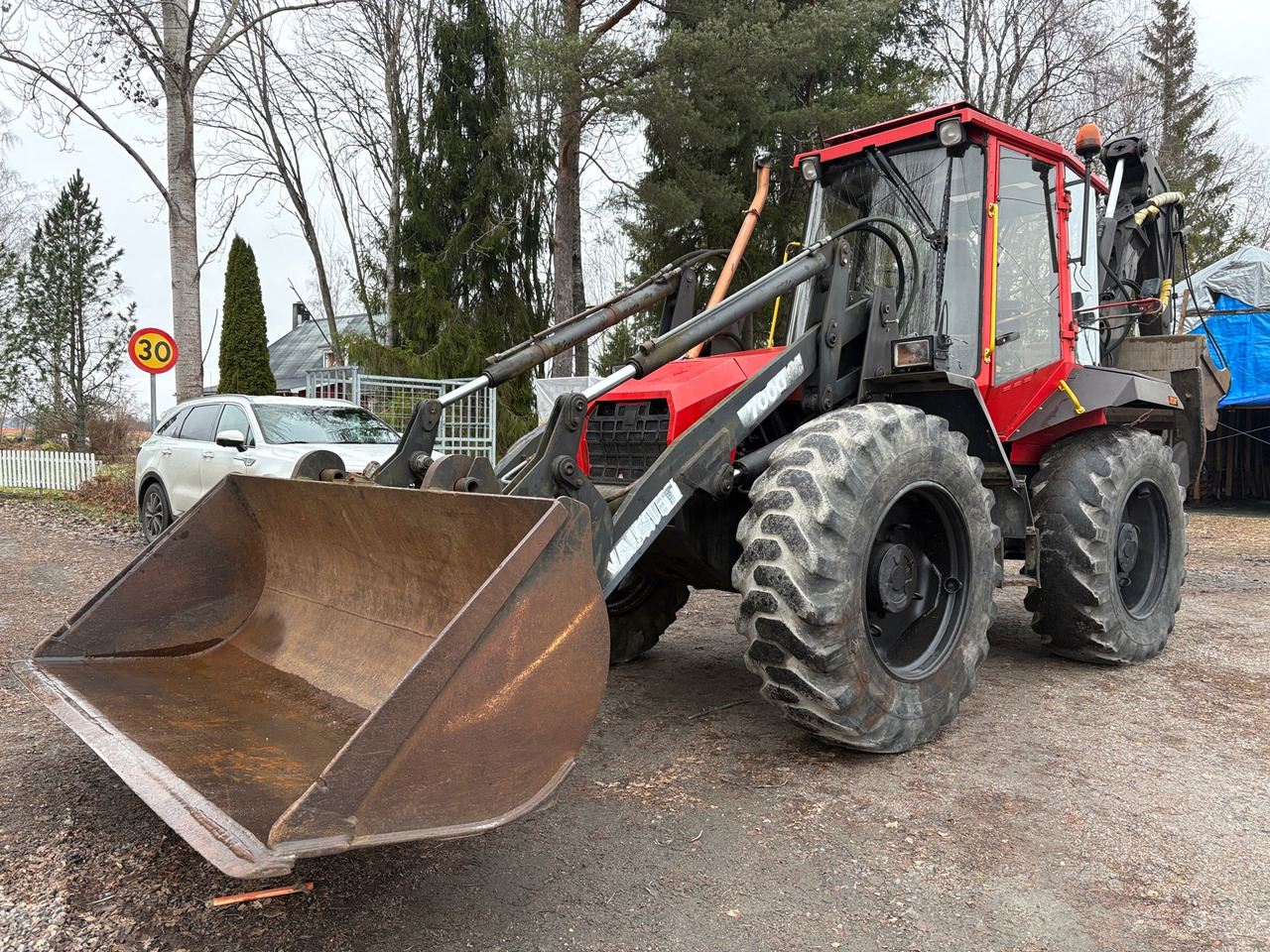 Valmet 7000 - Rýpadlo-nakladač: obrázok 1 Valmet 7000 - Rýpadlo-nakladač: obrázok 1