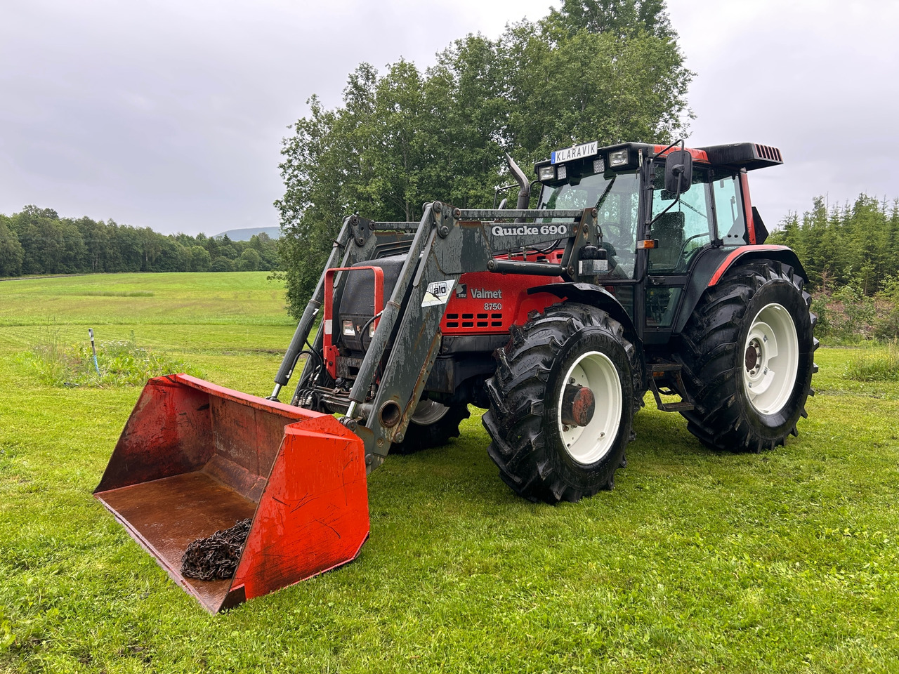 Valmet 8750 - Traktor: obrázok 1 Valmet 8750 - Traktor: obrázok 1
