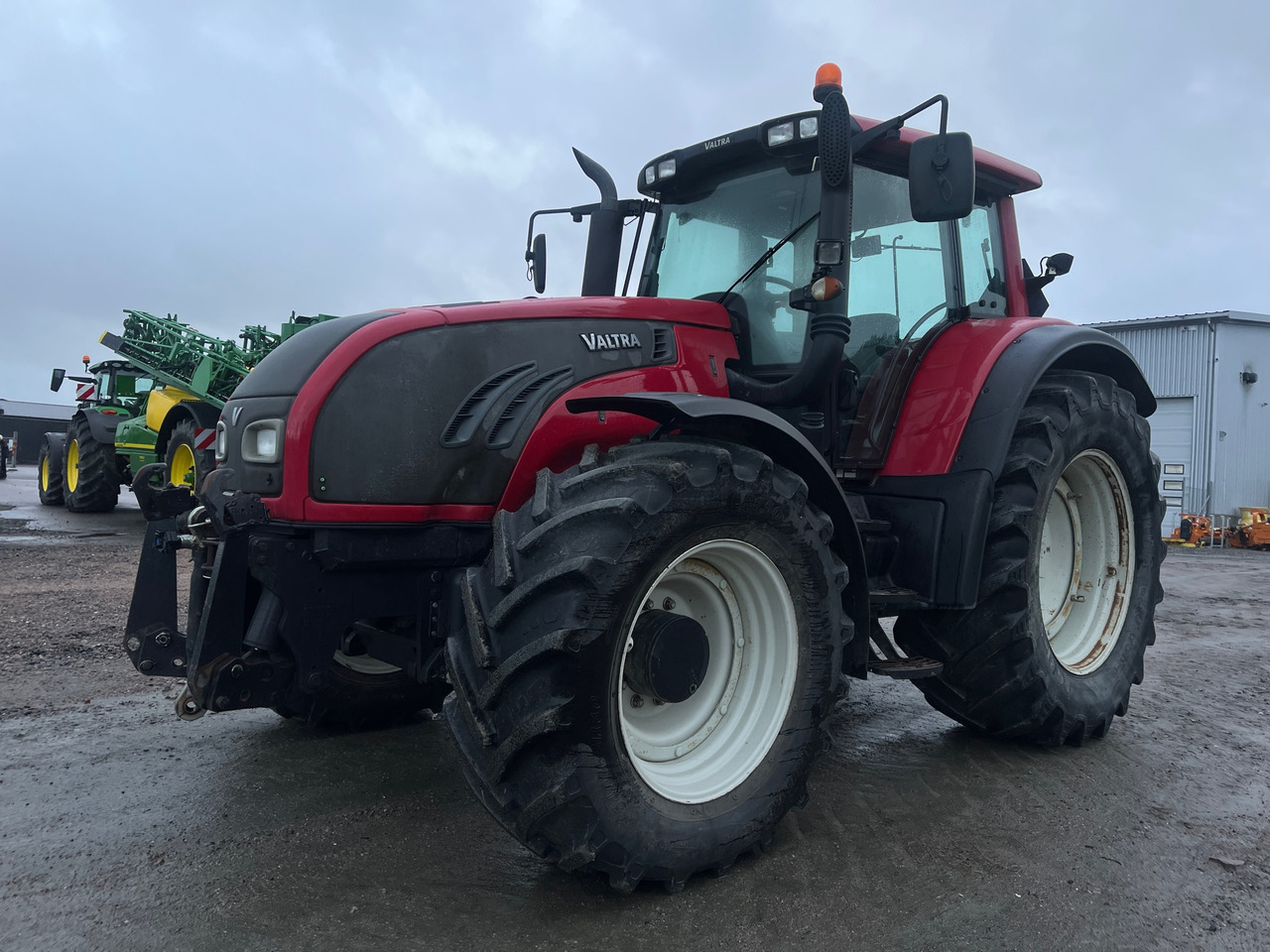 Valtra T 202 - Traktor: obrázok 1 Valtra T 202 - Traktor: obrázok 1