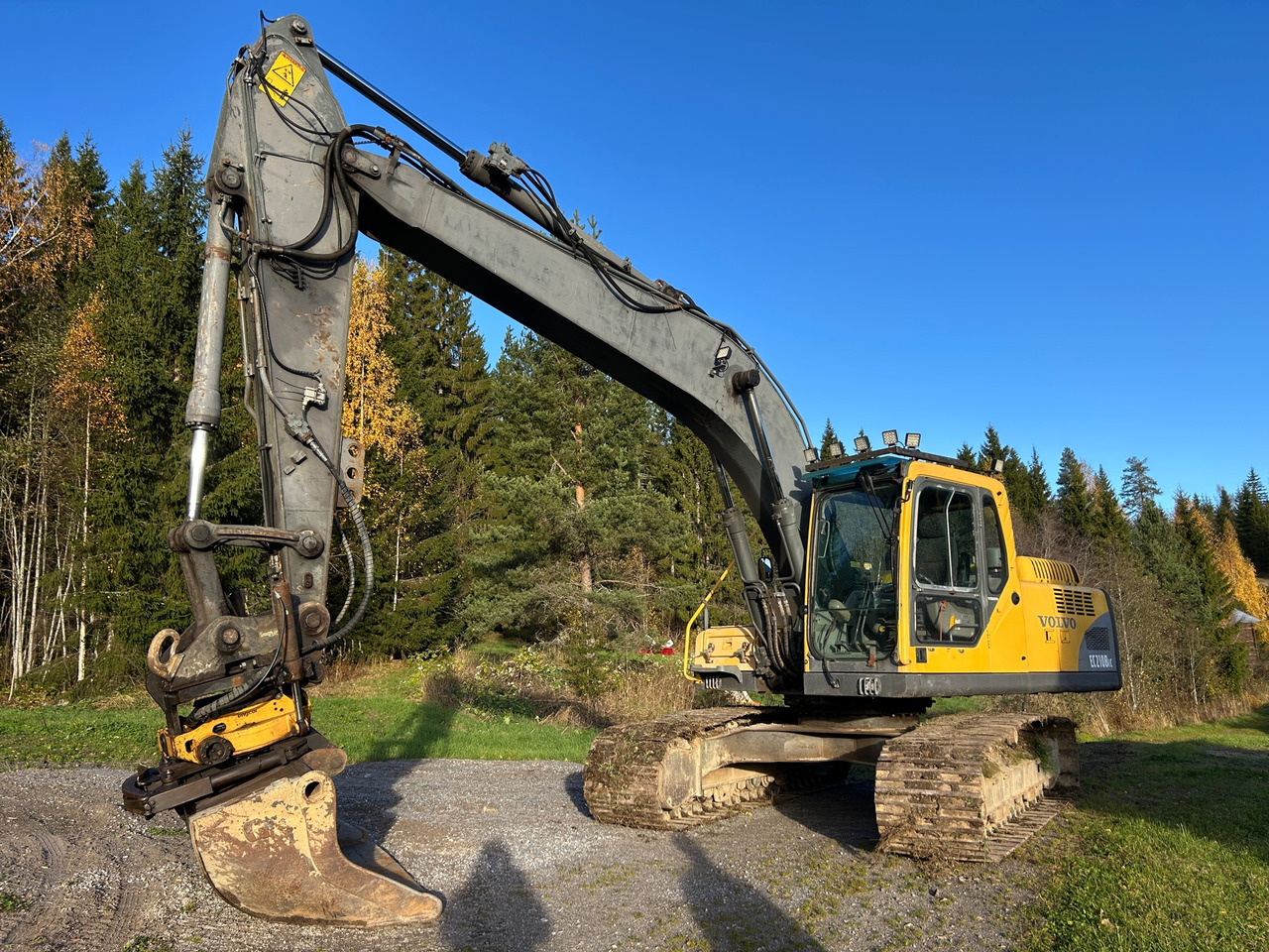 Volvo EC210B LC - Rýpadlo: obrázok 1 Volvo EC210B LC - Rýpadlo: obrázok 1