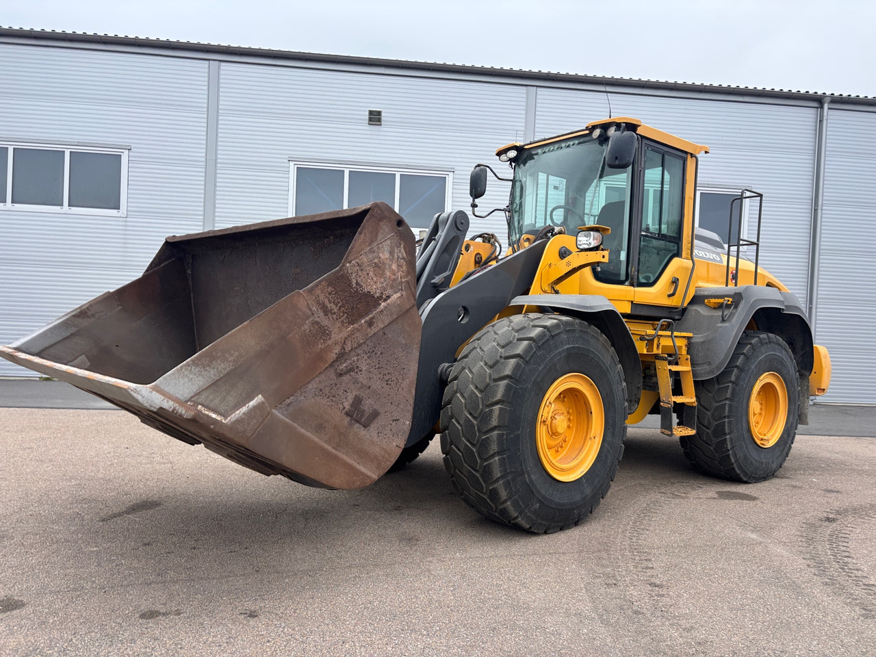 Volvo L110H - Kolesový nakladač: obrázok 1 Volvo L110H - Kolesový nakladač: obrázok 1