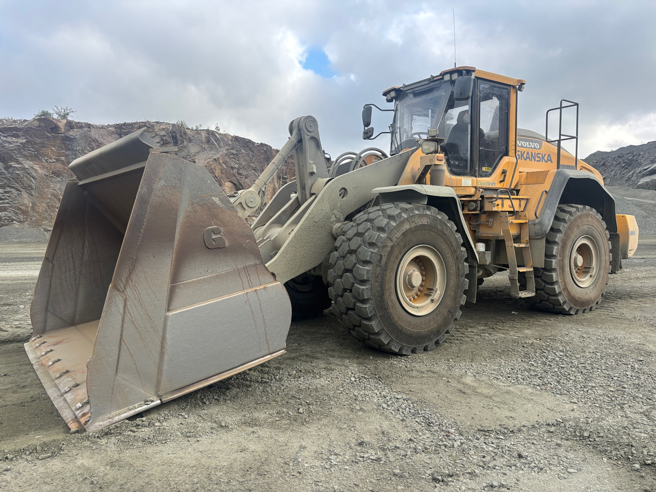 Volvo L180H - Kolesový nakladač: obrázok 1 Volvo L180H - Kolesový nakladač: obrázok 1