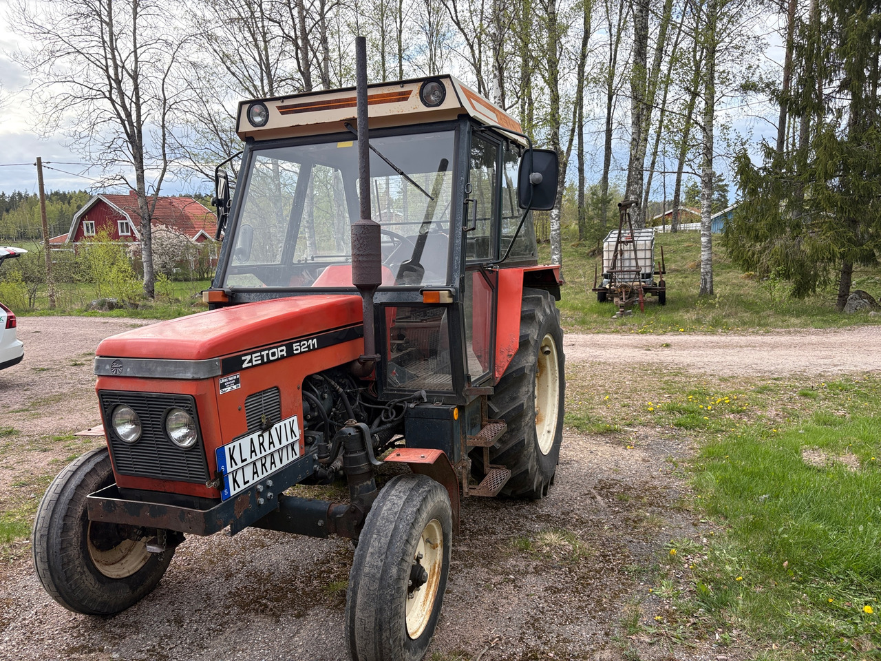 Zetor 5211 - Traktor: obrázok 1 Zetor 5211 - Traktor: obrázok 1