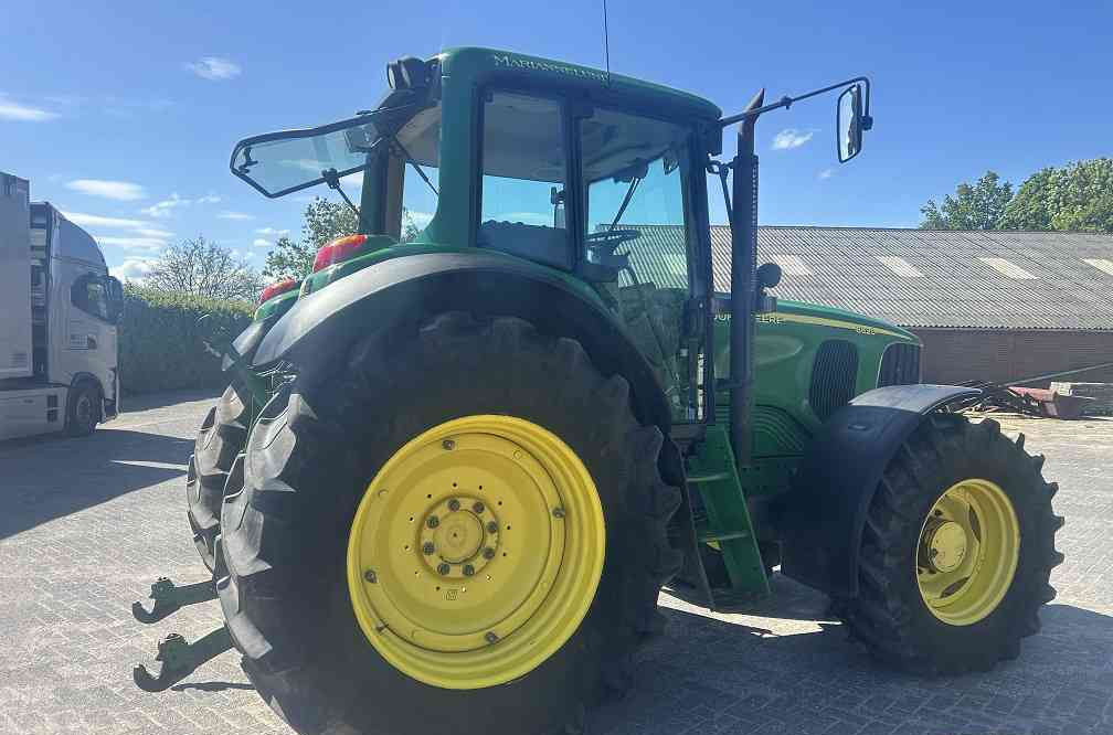 John Deere 6820 premium autopower - Traktor: obrázok 4 John Deere 6820 premium autopower - Traktor: obrázok 4