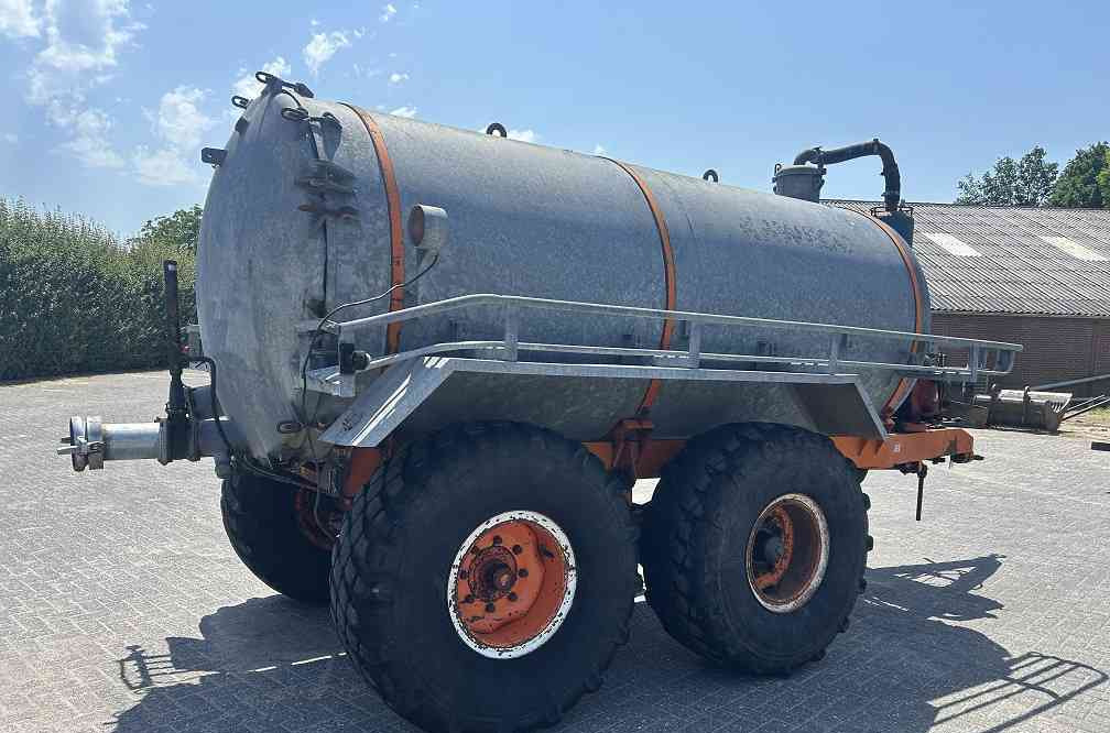 Kaweco 8000 ltr mesttank, watertank - Fekálny náves: obrázok 4 Kaweco 8000 ltr mesttank, watertank - Fekálny náves: obrázok 4