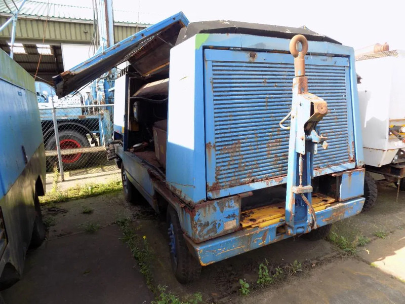 Atlas-Copco XRS 210 DD Atlas copco XRS 210 DD - Vzduchový kompresor: obrázok 2 Atlas-Copco XRS 210 DD Atlas copco XRS 210 DD - Vzduchový kompresor: obrázok 2