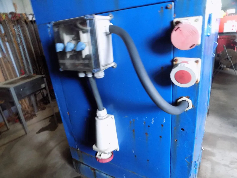 Bredenoord daf generator stroom generator 100 KVA - Elektrický generátor: obrázok 5 Bredenoord daf generator stroom generator 100 KVA - Elektrický generátor: obrázok 5