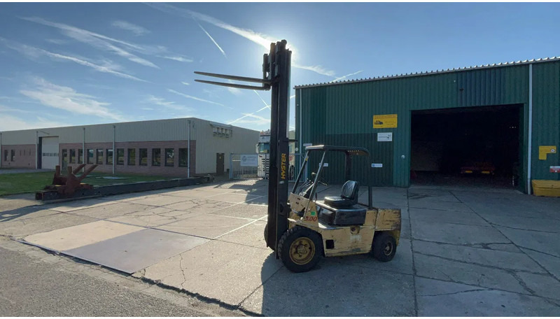 Hyster Hyster H 3.00 XL Hyster H 3.00 xl - Dieselový vysokozdvižný vozík: obrázok 2 Hyster Hyster H 3.00 XL Hyster H 3.00 xl - Dieselový vysokozdvižný vozík: obrázok 2