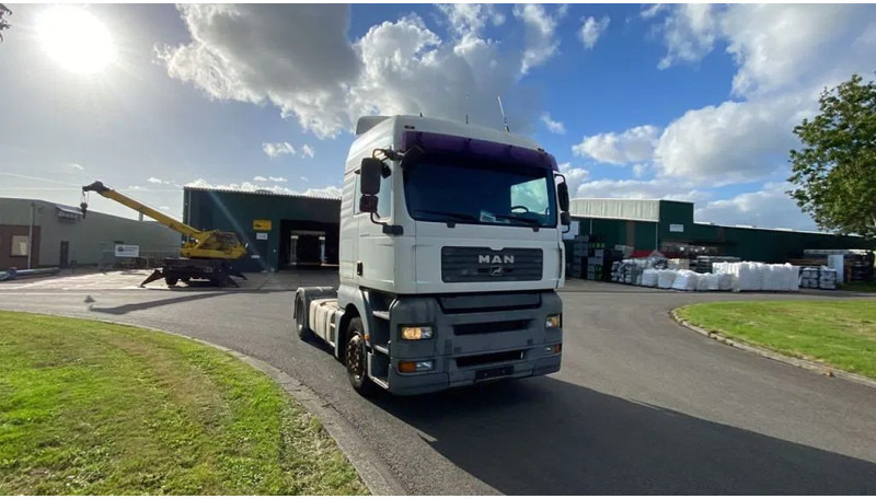 MAN TGA 18.440 4X2 BLS - Ťahač: obrázok 4 MAN TGA 18.440 4X2 BLS - Ťahač: obrázok 4