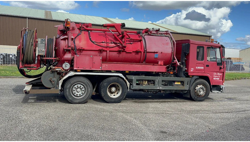 Volvo FL 7 FL7 Vacuum toilet tanker 8000 liter - Fekálne vozidlo: obrázok 2 Volvo FL 7 FL7 Vacuum toilet tanker 8000 liter - Fekálne vozidlo: obrázok 2