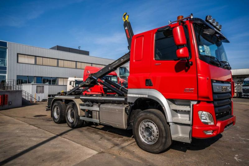 DAF CF 460-6X4-E6 - Hákový nosič kontajnerov: obrázok 2 DAF CF 460-6X4-E6 - Hákový nosič kontajnerov: obrázok 2