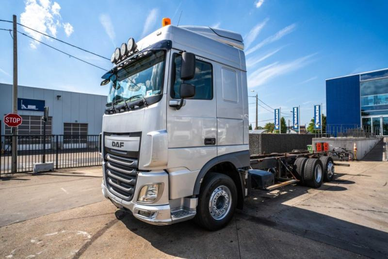 DAF XF 510 - Podvozek s kabinou: obrázok 1 DAF XF 510 - Podvozek s kabinou: obrázok 1