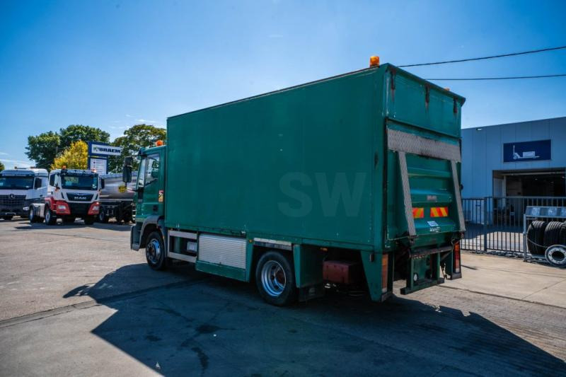 Iveco EUROCARGO 120E18 - Skříňový nákladní auto: obrázok 5 Iveco EUROCARGO 120E18 - Skříňový nákladní auto: obrázok 5