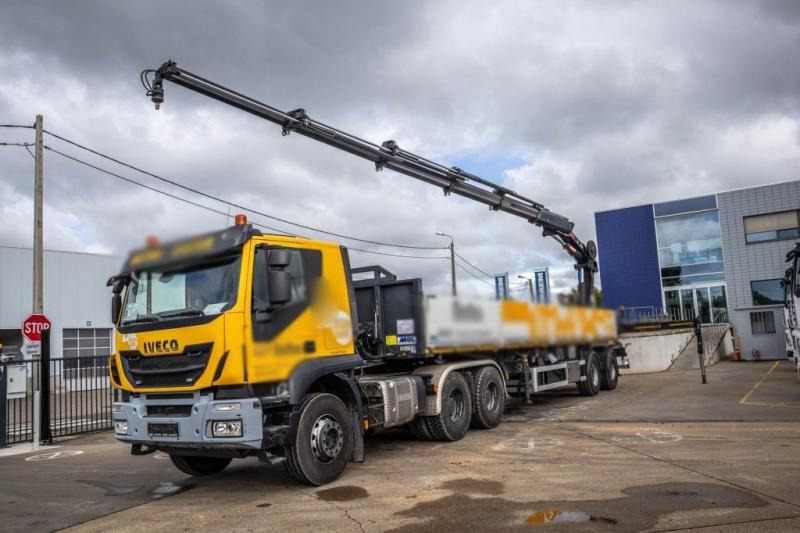 Iveco TRAKKER 450-6X4 - Valníkový/ Plošinový nákladný automobil, Auto s hydraulickou rukou: obrázok 1 Iveco TRAKKER 450-6X4 - Valníkový/ Plošinový nákladný automobil, Auto s hydraulickou rukou: obrázok 1