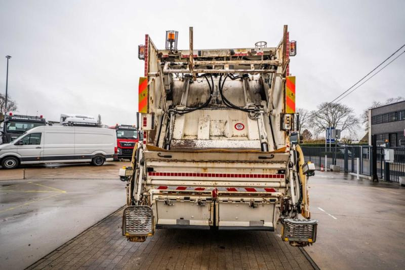 MAN TGS 26.320 BL - VDK PUSHER IIK - Auto na odvoz odpadu: obrázok 5 MAN TGS 26.320 BL - VDK PUSHER IIK - Auto na odvoz odpadu: obrázok 5