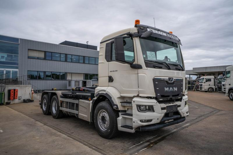 MAN TGS 26.430 6x2-4 BL - Hákový nosič kontajnerov: obrázok 2 MAN TGS 26.430 6x2-4 BL - Hákový nosič kontajnerov: obrázok 2