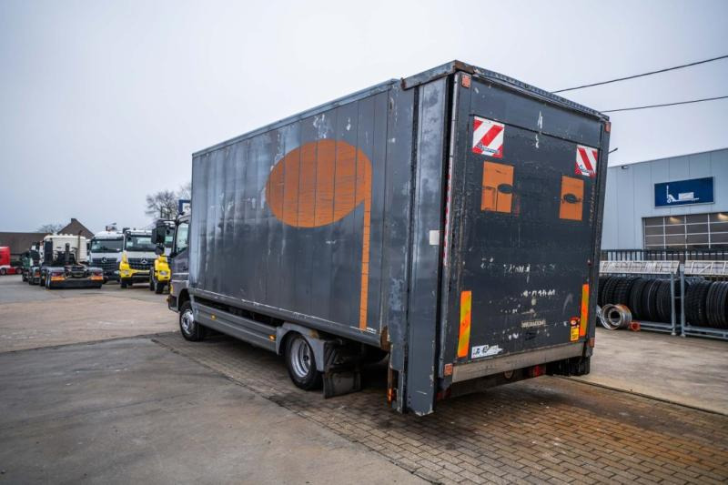 Mercedes ATEGO 1218 L+ moving lift - Skříňový nákladní auto: obrázok 5 Mercedes ATEGO 1218 L+ moving lift - Skříňový nákladní auto: obrázok 5