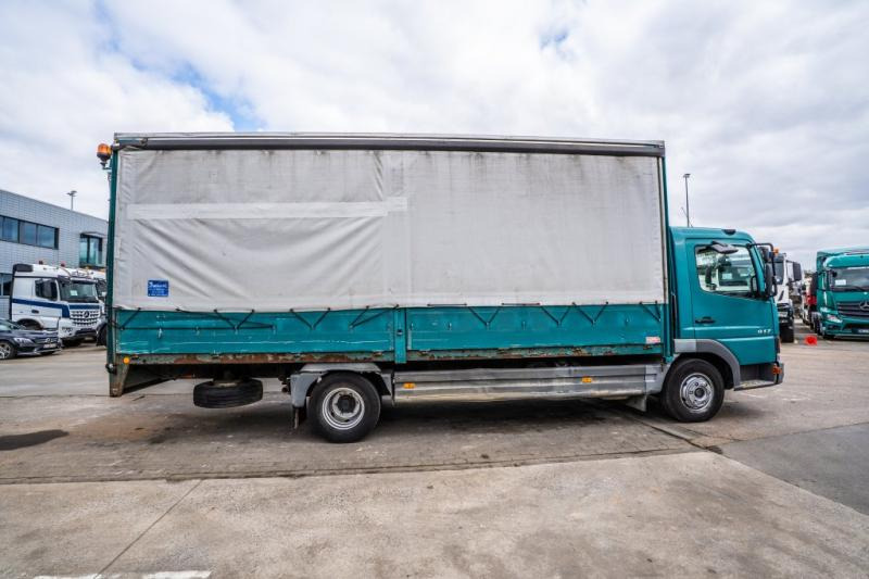 Mercedes ATEGO 917 L - Plachtové nákladné vozidlo: obrázok 4 Mercedes ATEGO 917 L - Plachtové nákladné vozidlo: obrázok 4