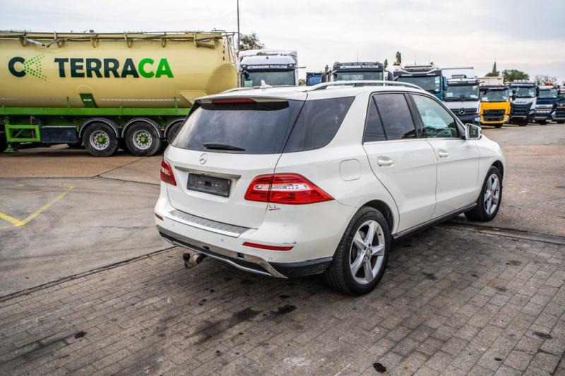Mercedes-Benz ML 250 CDI - Sedan: obrázok 4 Mercedes-Benz ML 250 CDI - Sedan: obrázok 4
