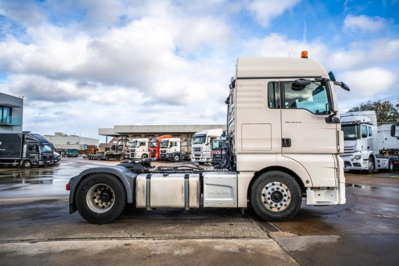 MAN TGX 18.470 XLX BLS+HYDR. - Ťahač: obrázok 3 MAN TGX 18.470 XLX BLS+HYDR. - Ťahač: obrázok 3