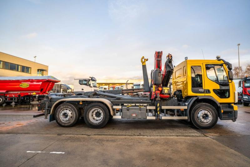 Volvo FE 280-E5 + FASSI 190A24 -178.129 KM - Hákový nosič kontajnerov, Auto s hydraulickou rukou: obrázok 3 Volvo FE 280-E5 + FASSI 190A24 -178.129 KM - Hákový nosič kontajnerov, Auto s hydraulickou rukou: obrázok 3