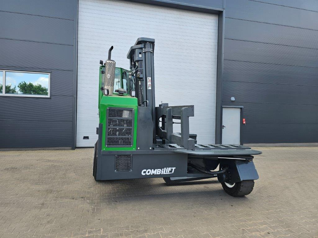 Combilift C14000H - 4-cestný skladový zakladač: obrázok 5 Combilift C14000H - 4-cestný skladový zakladač: obrázok 5