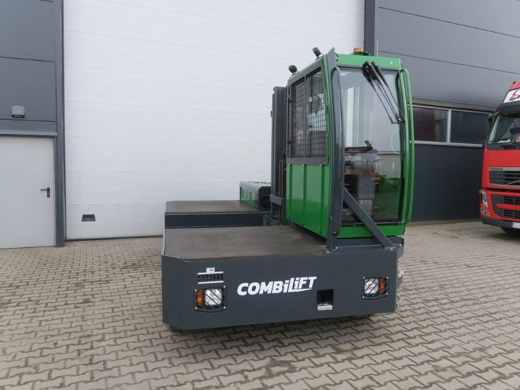 Combilift C5000FSL - TRIPLEX - Bočný nakladač: obrázok 3 Combilift C5000FSL - TRIPLEX - Bočný nakladač: obrázok 3