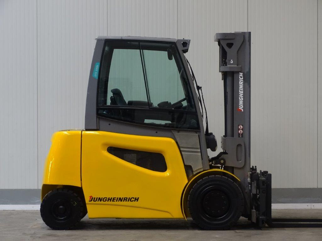 Jungheinrich EFG540k - TRIPLEX - Elektrický vysokozdvižný vozík: obrázok 4 Jungheinrich EFG540k - TRIPLEX - Elektrický vysokozdvižný vozík: obrázok 4