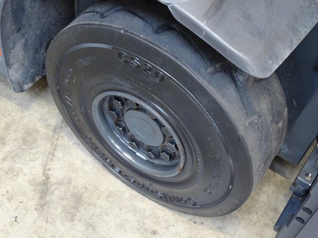 Linde H25D-01 - Dieselový vysokozdvižný vozík: obrázok 2 Linde H25D-01 - Dieselový vysokozdvižný vozík: obrázok 2