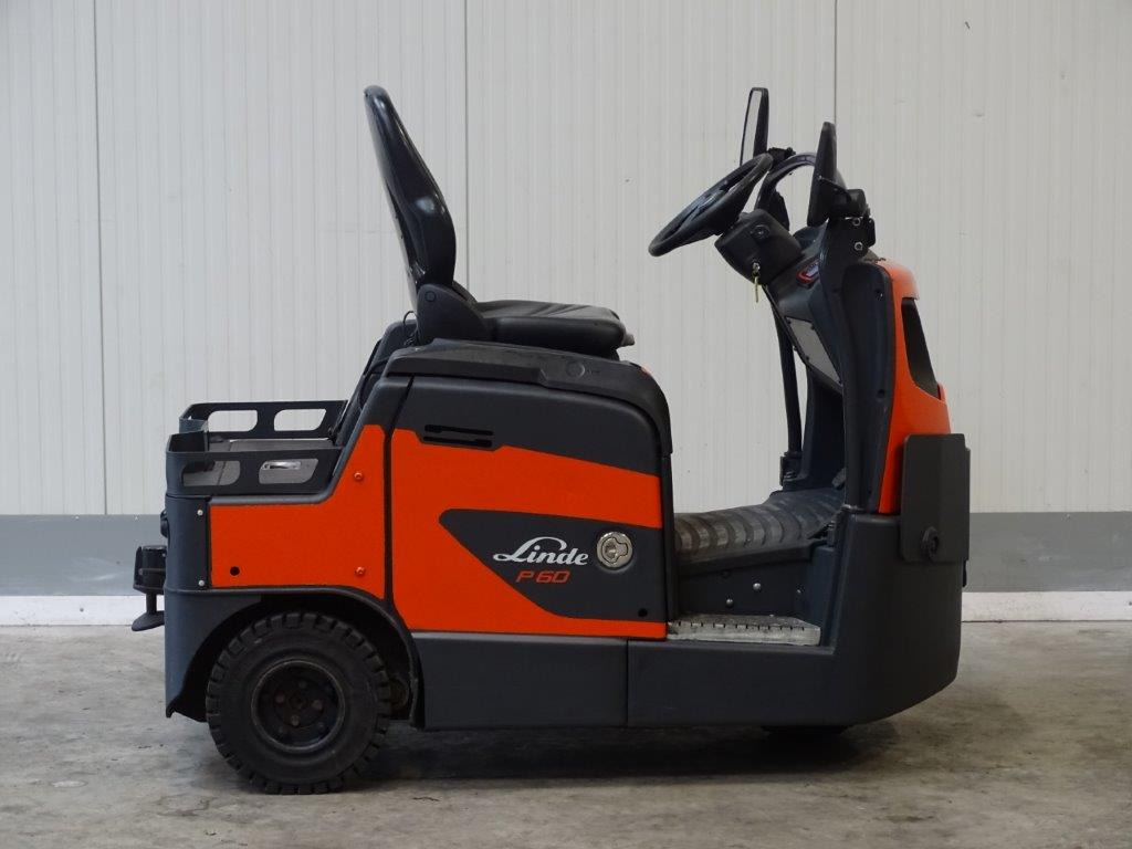 Linde P60 - Elektricky tahač: obrázok 4 Linde P60 - Elektricky tahač: obrázok 4