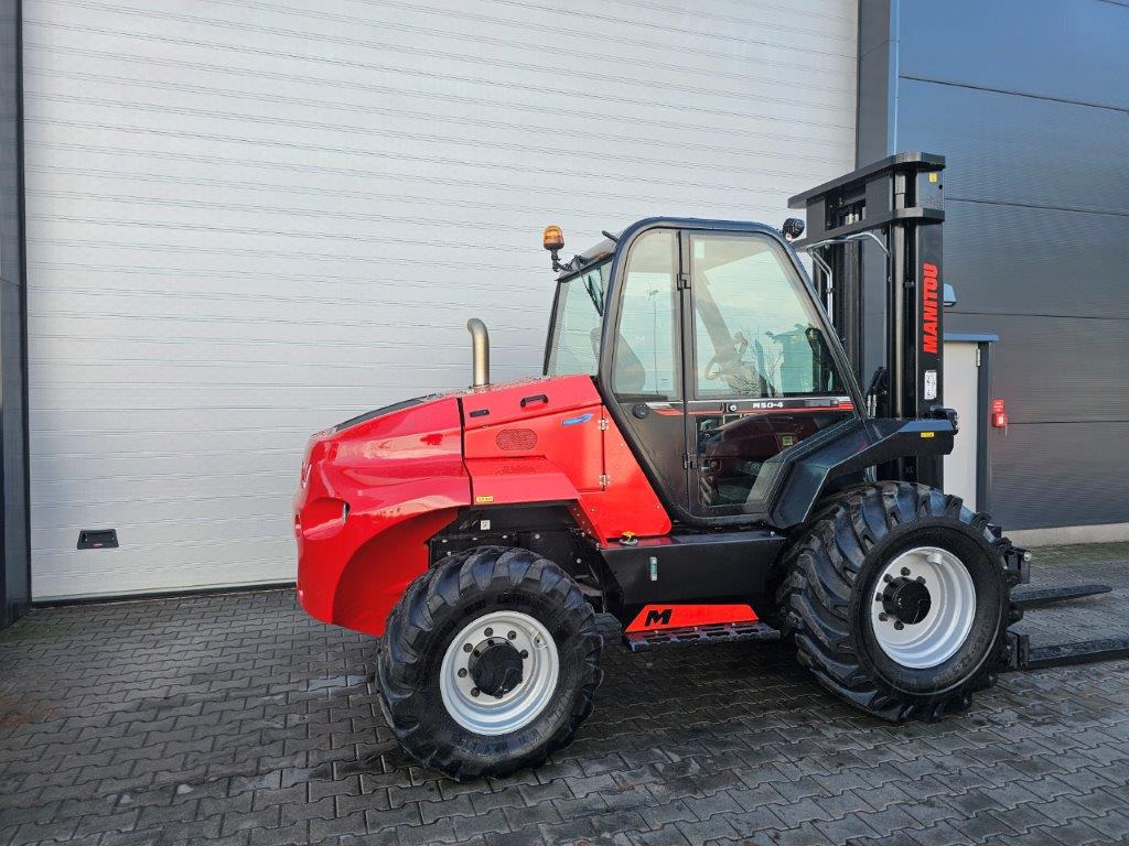 Manitou M50-4D - TRIPLEX- 4x4 - Terénny vozík: obrázok 3 Manitou M50-4D - TRIPLEX- 4x4 - Terénny vozík: obrázok 3