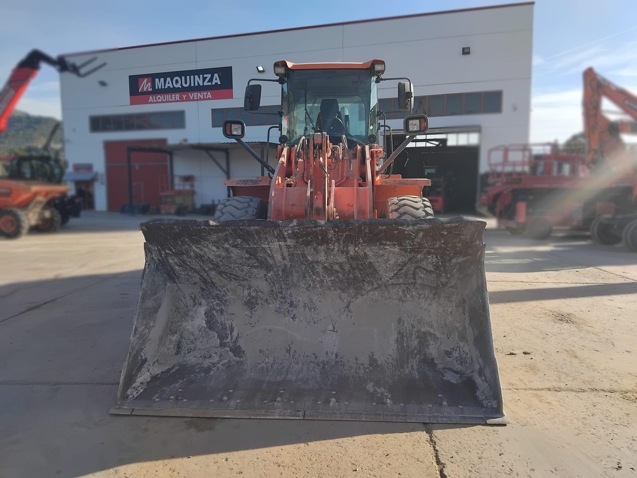 DOOSAN DL250-5 - Kolesový nakladač: obrázok 2 DOOSAN DL250-5 - Kolesový nakladač: obrázok 2