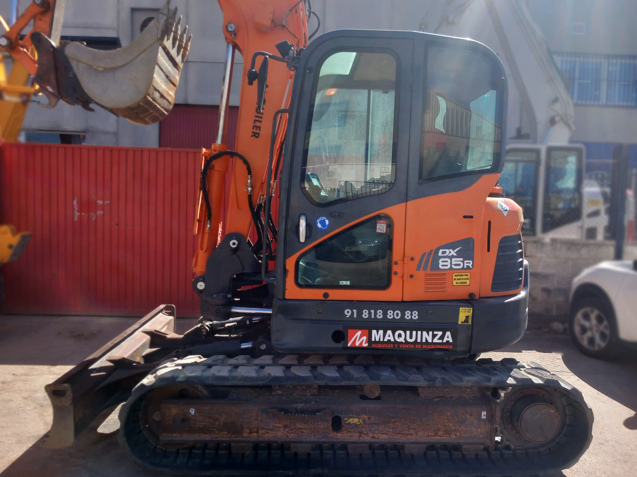 DOOSAN DX85R-3 - Mini rýpadlo: obrázok 1 DOOSAN DX85R-3 - Mini rýpadlo: obrázok 1
