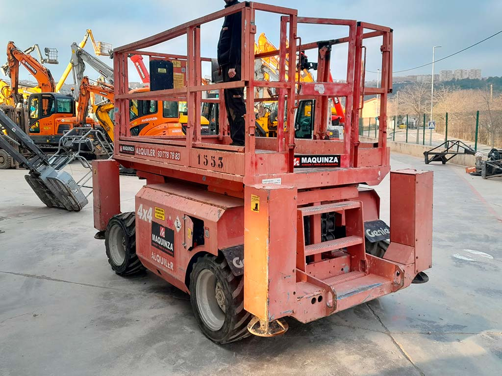 GENIE GS2668RT - Samohybná plošiny: obrázok 2 GENIE GS2668RT - Samohybná plošiny: obrázok 2