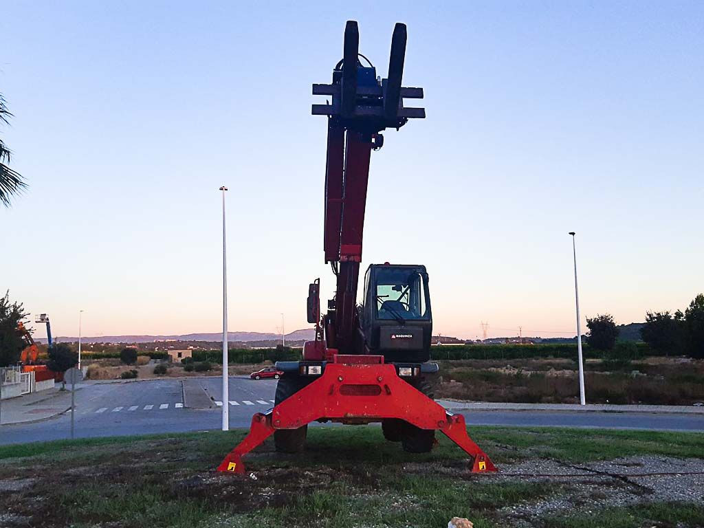 MANITOU MRT1635 - Teleskopický nakladač: obrázok 5 MANITOU MRT1635 - Teleskopický nakladač: obrázok 5