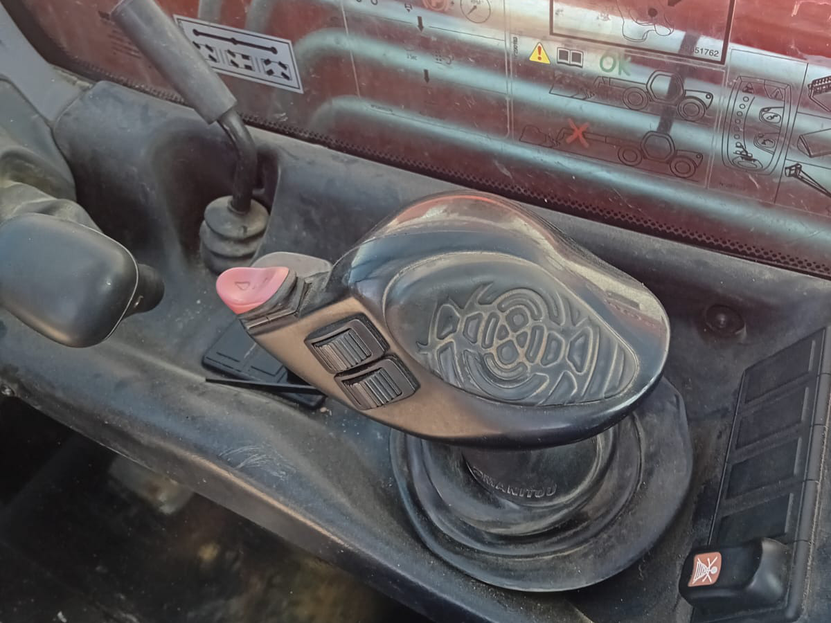 Leasing MANITOU MT733 EASY 75D MANITOU MT733 EASY 75D: obrázok 16 Leasing MANITOU MT733 EASY 75D MANITOU MT733 EASY 75D: obrázok 16