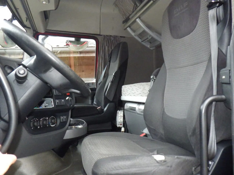 DAF XF 440 NEW TACHO / Holland Truck / 8 Tons vooras / Standairco / Standkachel - Ťahač: obrázok 5 DAF XF 440 NEW TACHO / Holland Truck / 8 Tons vooras / Standairco / Standkachel - Ťahač: obrázok 5