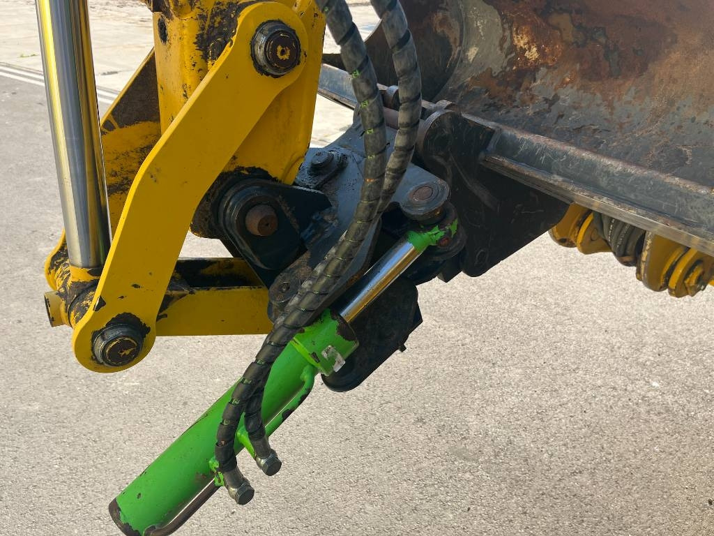 Komatsu WB 97 S-8 - Rýpadlo-nakladač: obrázok 5 Komatsu WB 97 S-8 - Rýpadlo-nakladač: obrázok 5