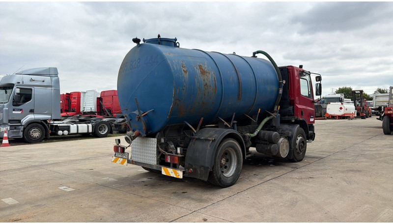 DAF 75 ATI 270 (10500 L / MANUAL PUMP / MANUAL GEARBOX / STEEL SUSP. / LAMES / POMPE MANUELLE) - Fekálne vozidlo: obrázok 4 DAF 75 ATI 270 (10500 L / MANUAL PUMP / MANUAL GEARBOX / STEEL SUSP. / LAMES / POMPE MANUELLE) - Fekálne vozidlo: obrázok 4