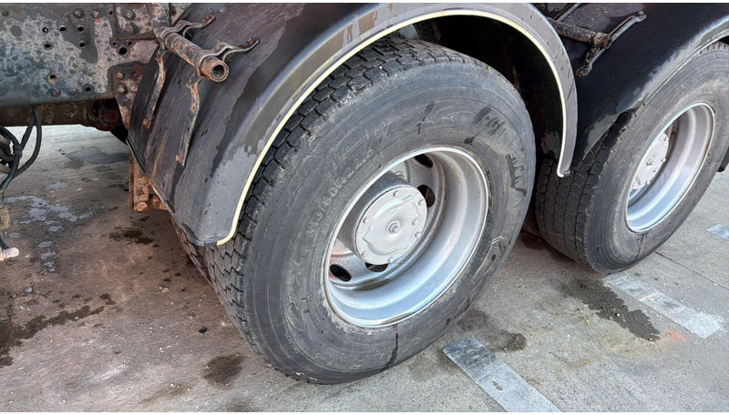 Leasing Iveco Eurotrakker 260 E 34 (POMPE MANUELLE / MANUAL PUMP / LAMES / GRAND PONT / BOITE MANUELLE) Iveco Eurotrakker 260 E 34 (POMPE MANUELLE / MANUAL PUMP / LAMES / GRAND PONT / BOITE MANUELLE): obrázok 13