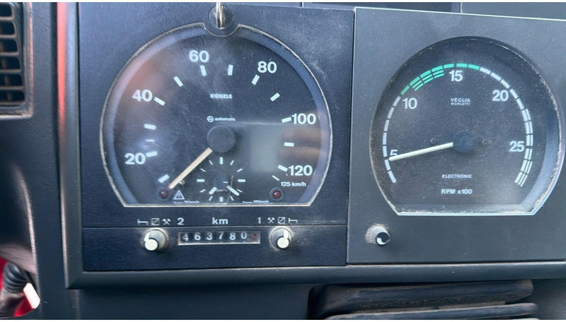 Leasing Iveco Eurotrakker 260 E 34 (POMPE MANUELLE / MANUAL PUMP / LAMES / GRAND PONT / BOITE MANUELLE) Iveco Eurotrakker 260 E 34 (POMPE MANUELLE / MANUAL PUMP / LAMES / GRAND PONT / BOITE MANUELLE): obrázok 14