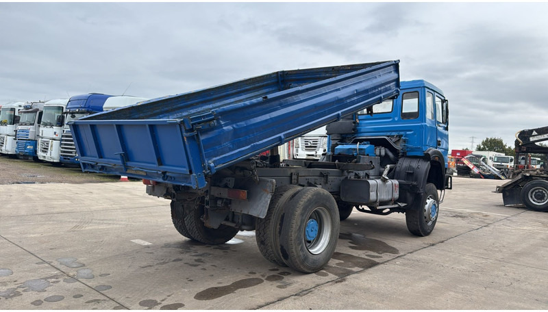Iveco Magirus 170 - 23 (GRAND PONT / LAMES / PARFAIT ETAT / 4x4) - Sklápač: obrázok 4 Iveco Magirus 170 - 23 (GRAND PONT / LAMES / PARFAIT ETAT / 4x4) - Sklápač: obrázok 4