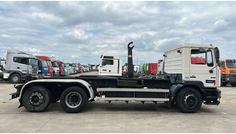 MAN 26.312 (6 CYLINDER / 6X2 / BELGIAN TRUCK IN GOOD CONDITION) - Podvozek s kabinou: obrázok 4 MAN 26.312 (6 CYLINDER / 6X2 / BELGIAN TRUCK IN GOOD CONDITION) - Podvozek s kabinou: obrázok 4