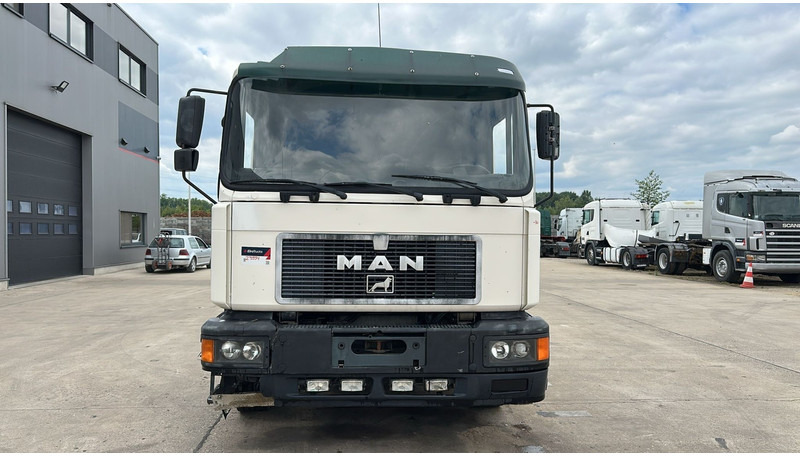 MAN 26.312 (6 CYLINDER / 6X2 / BELGIAN TRUCK IN GOOD CONDITION) - Podvozek s kabinou: obrázok 2 MAN 26.312 (6 CYLINDER / 6X2 / BELGIAN TRUCK IN GOOD CONDITION) - Podvozek s kabinou: obrázok 2