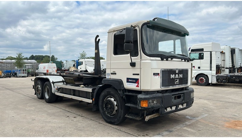 MAN 26.312 (6 CYLINDER / 6X2 / BELGIAN TRUCK IN GOOD CONDITION) - Podvozek s kabinou: obrázok 3 MAN 26.312 (6 CYLINDER / 6X2 / BELGIAN TRUCK IN GOOD CONDITION) - Podvozek s kabinou: obrázok 3