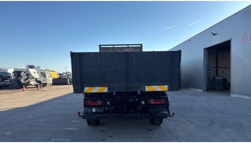 Mercedes-Benz ACTROS 2535 (EPS / BENNE / TIPPER / 8 ROUES / 3 PEDALES) - Sklápač: obrázok 5 Mercedes-Benz ACTROS 2535 (EPS / BENNE / TIPPER / 8 ROUES / 3 PEDALES) - Sklápač: obrázok 5