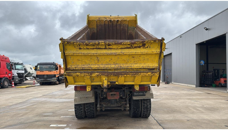 Mercedes-Benz ACTROS 2640 (EPS / LAMES / GRAND PONT / 6X4 / 3 PEDALES) - Sklápač: obrázok 5 Mercedes-Benz ACTROS 2640 (EPS / LAMES / GRAND PONT / 6X4 / 3 PEDALES) - Sklápač: obrázok 5