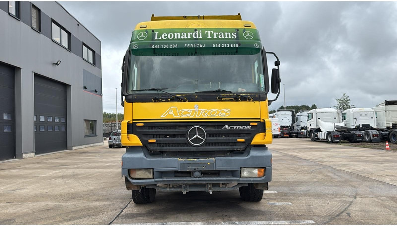 Mercedes-Benz ACTROS 2640 (EPS / LAMES / GRAND PONT / 6X4 / 3 PEDALES) - Sklápač: obrázok 2 Mercedes-Benz ACTROS 2640 (EPS / LAMES / GRAND PONT / 6X4 / 3 PEDALES) - Sklápač: obrázok 2